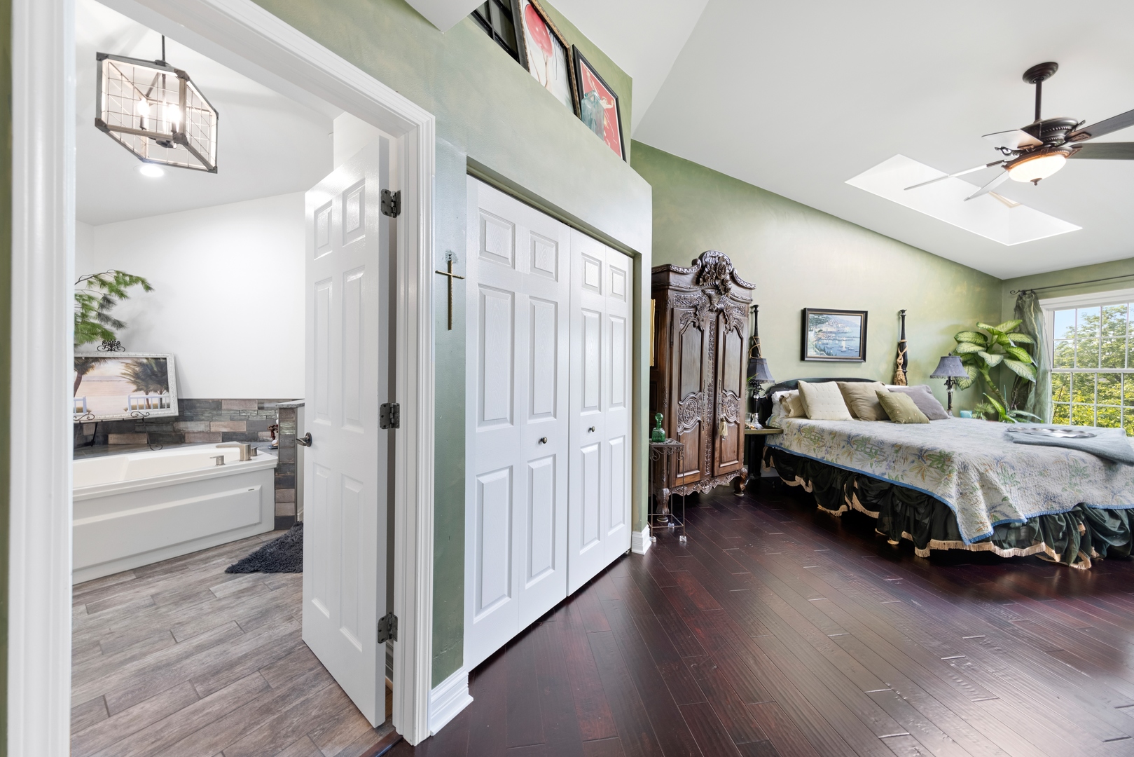 Bloomingdale, IL 60108