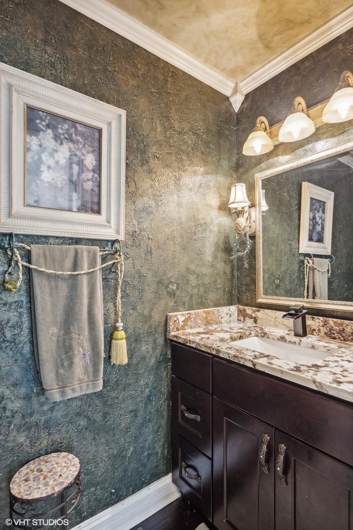 Bloomingdale, IL 60108