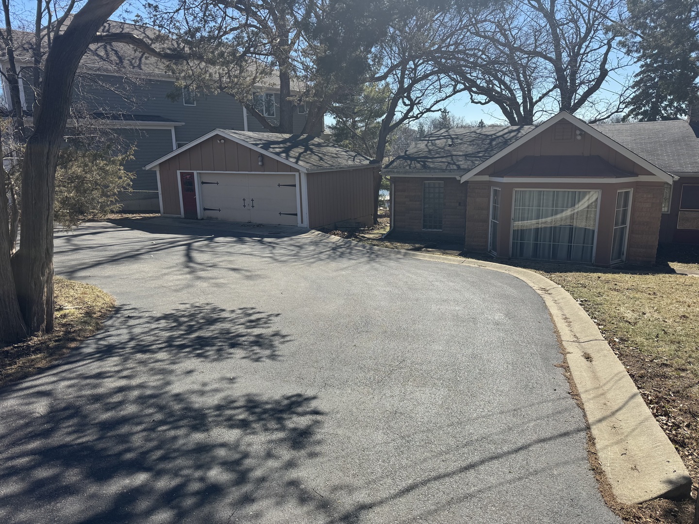 24301 Forest Drive, Lake Zurich, IL 60047