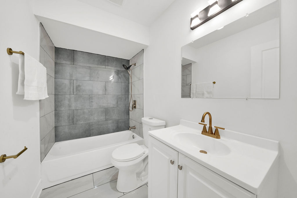 1263 Mackinaw Avenue, Calumet City, IL 60409