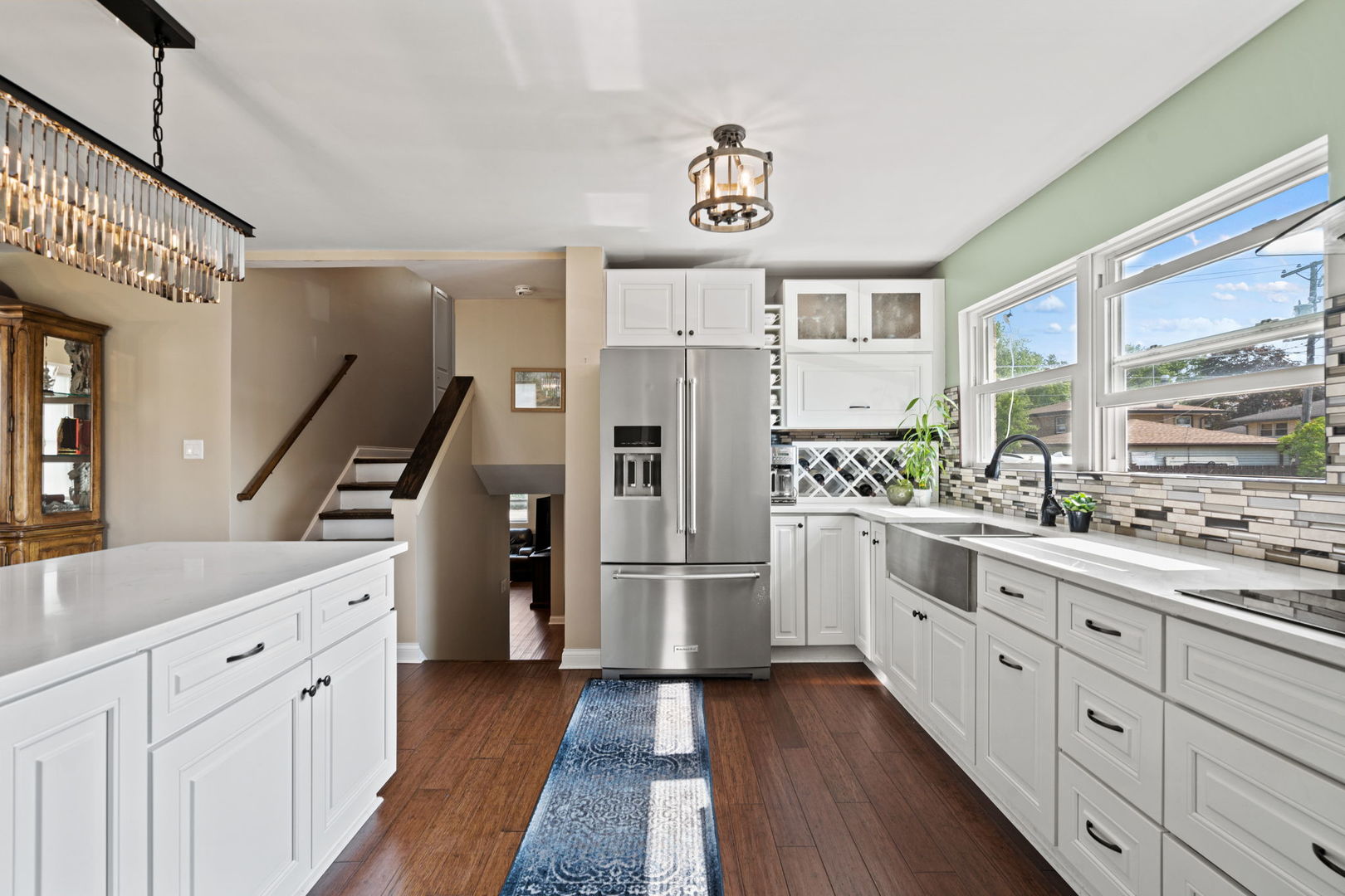 8821 Congress Park Avenue, Brookfield, IL 60513