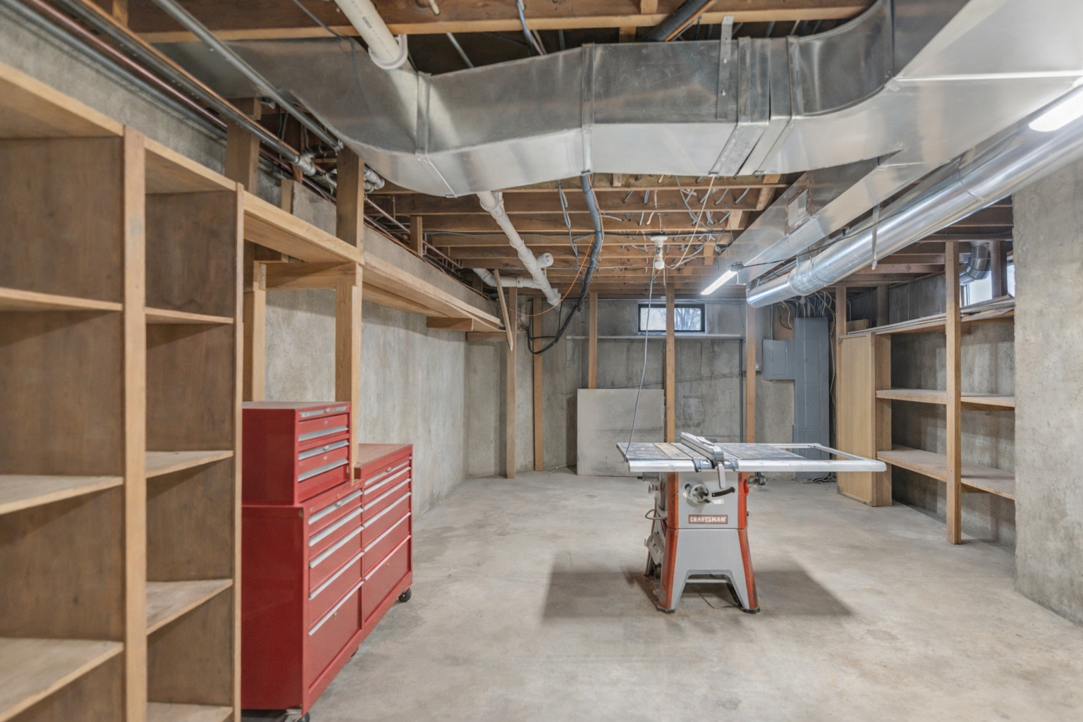 512 Bay Road, McHenry, IL 60051