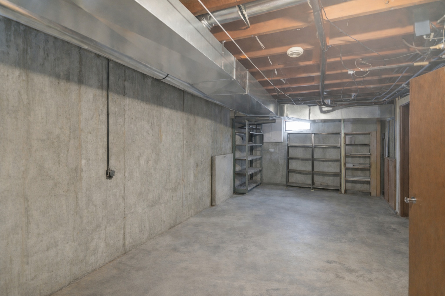 512 Bay Road, McHenry, IL 60051