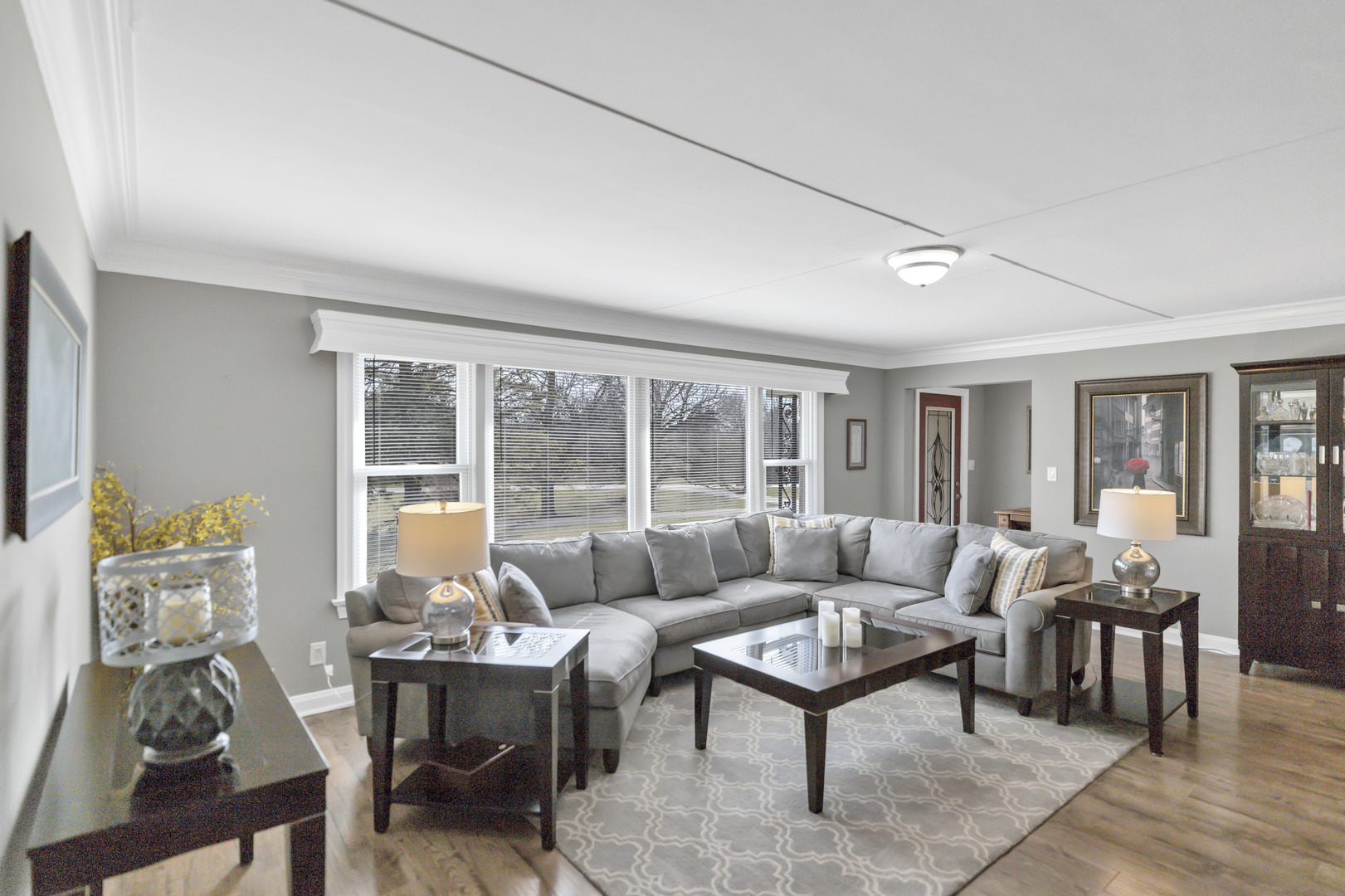 512 Bay Road, McHenry, IL 60051