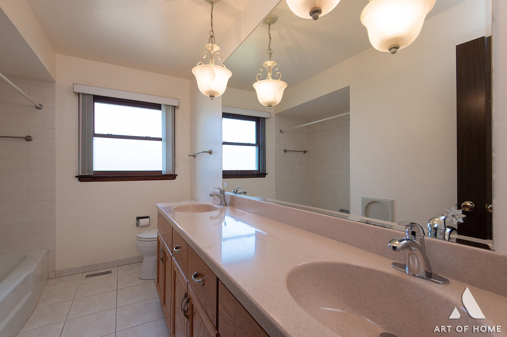 10614 S 84th Avenue, Palos Hills, IL 60465