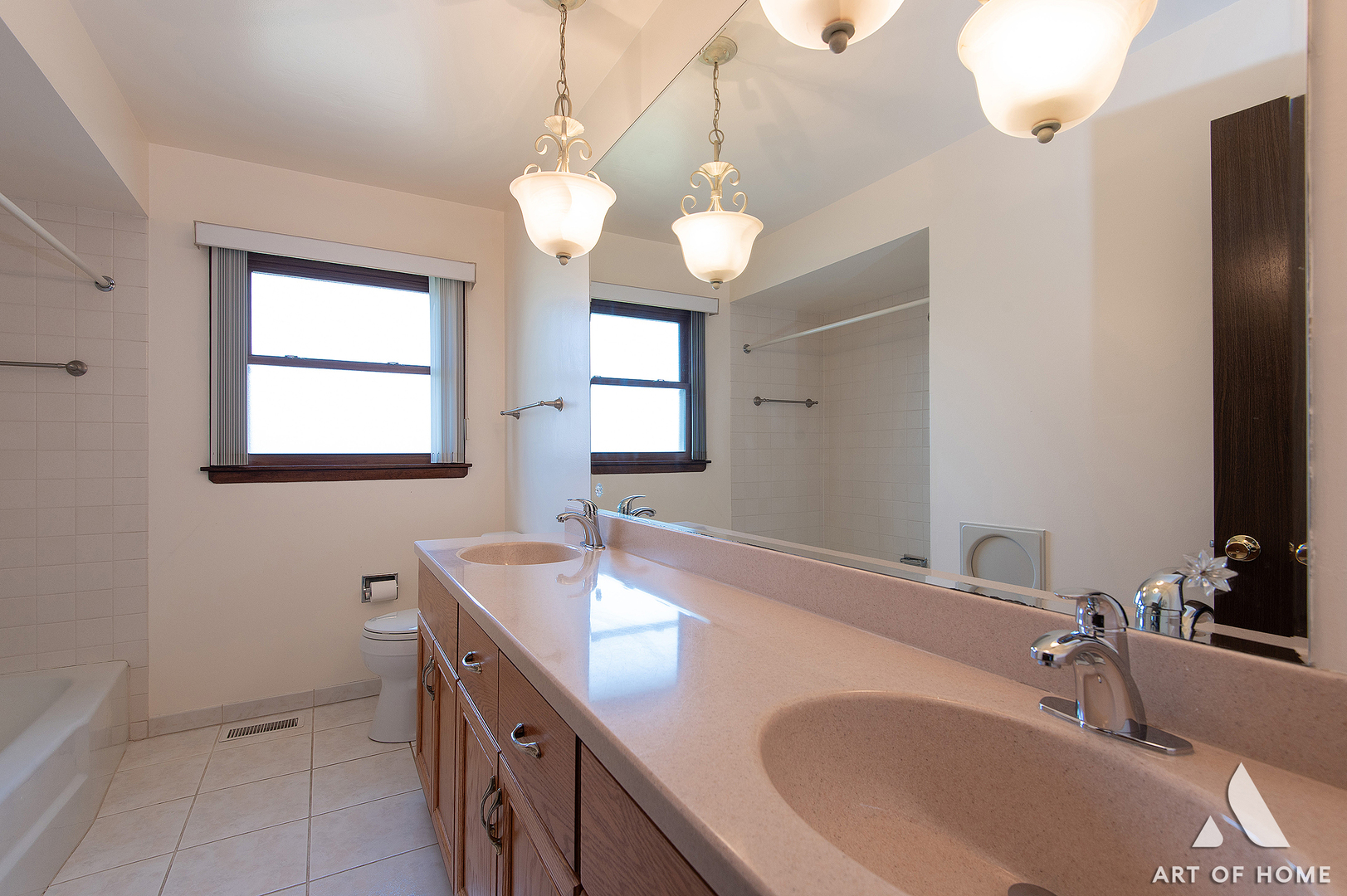 10614 S 84th Avenue, Palos Hills, IL 60465