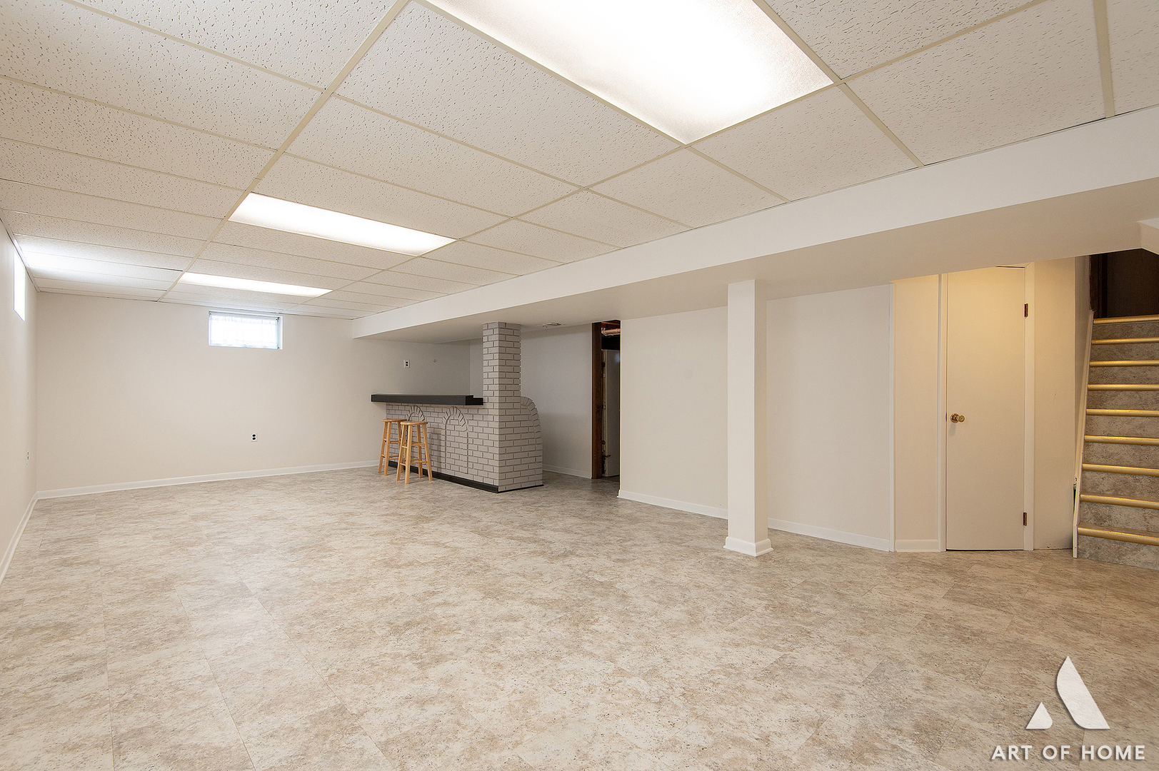 10614 S 84th Avenue, Palos Hills, IL 60465