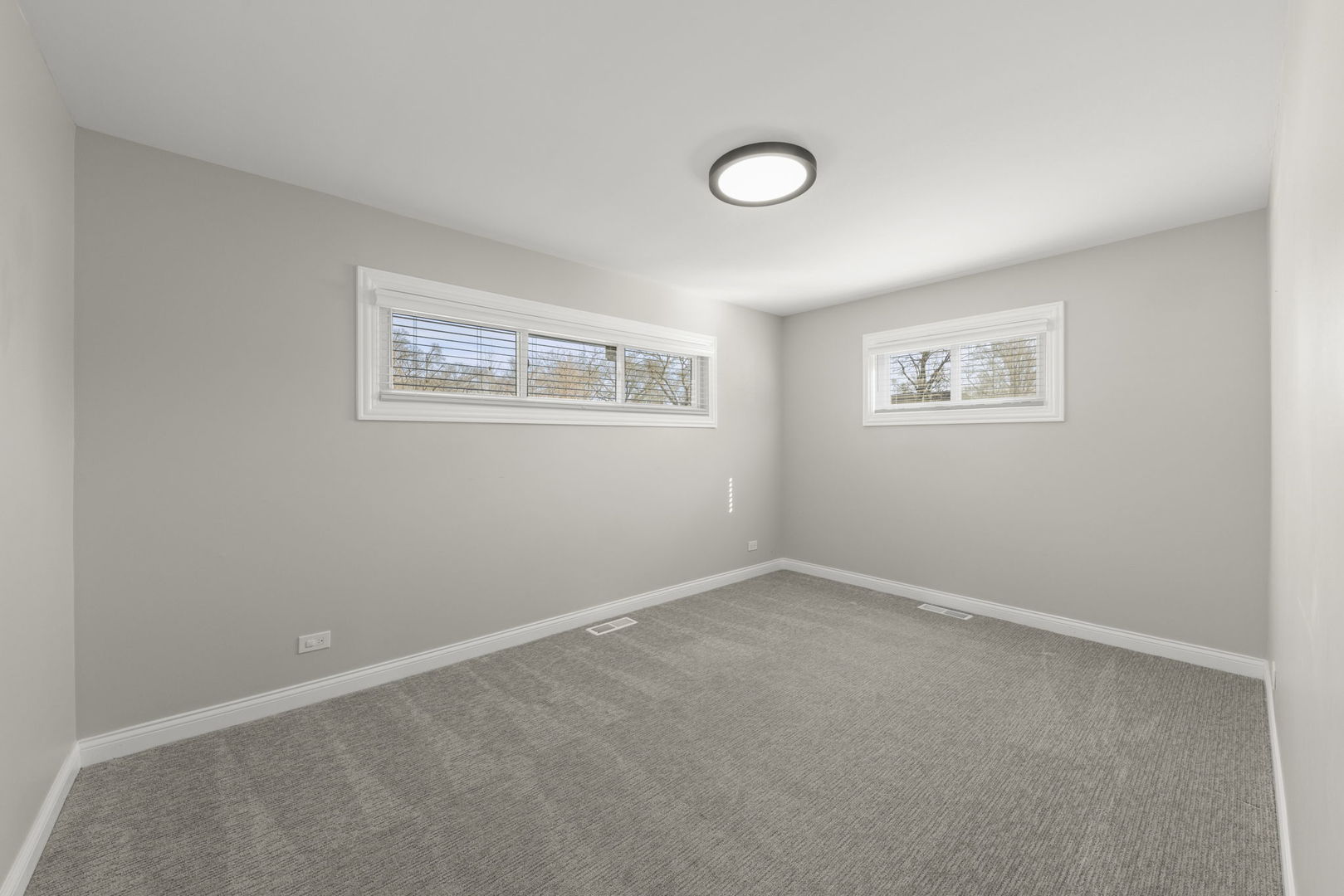 405 Turf Lane, Wheaton, IL 60187