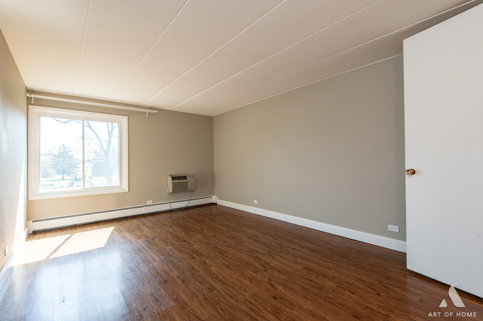 18 E Old Willow Road #205N, Prospect Heights, IL 60070