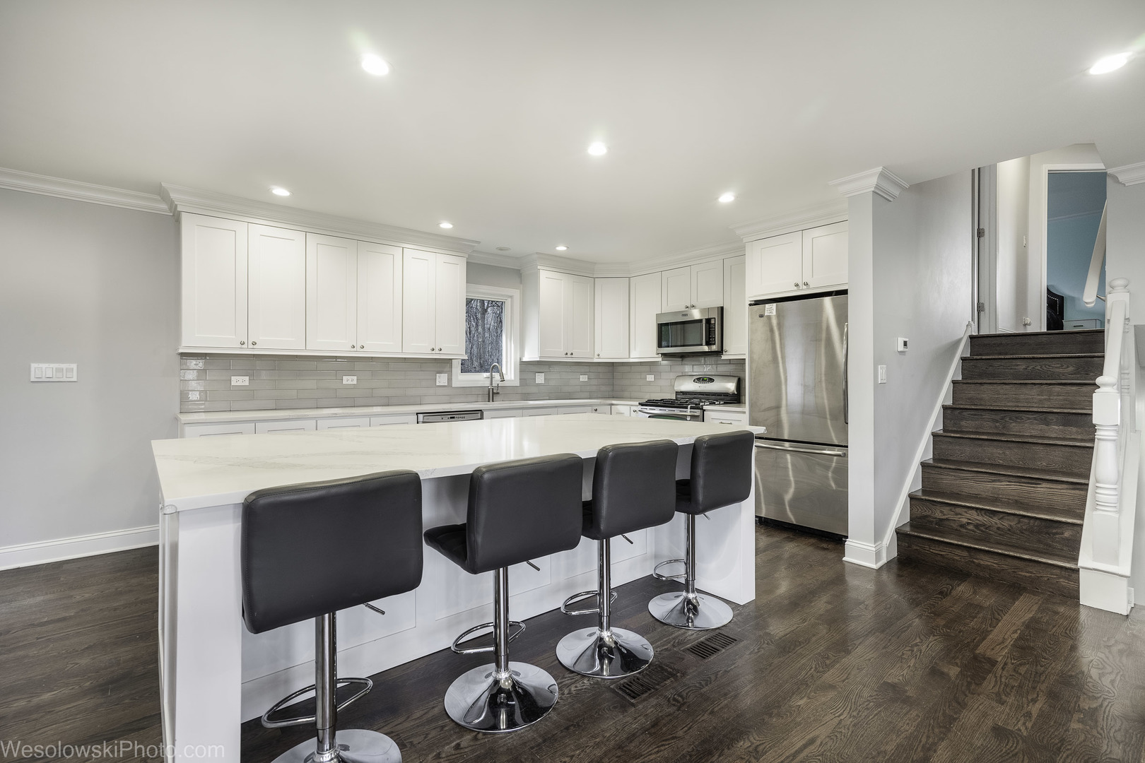 403 Whipple Lane, Westmont, IL 60559