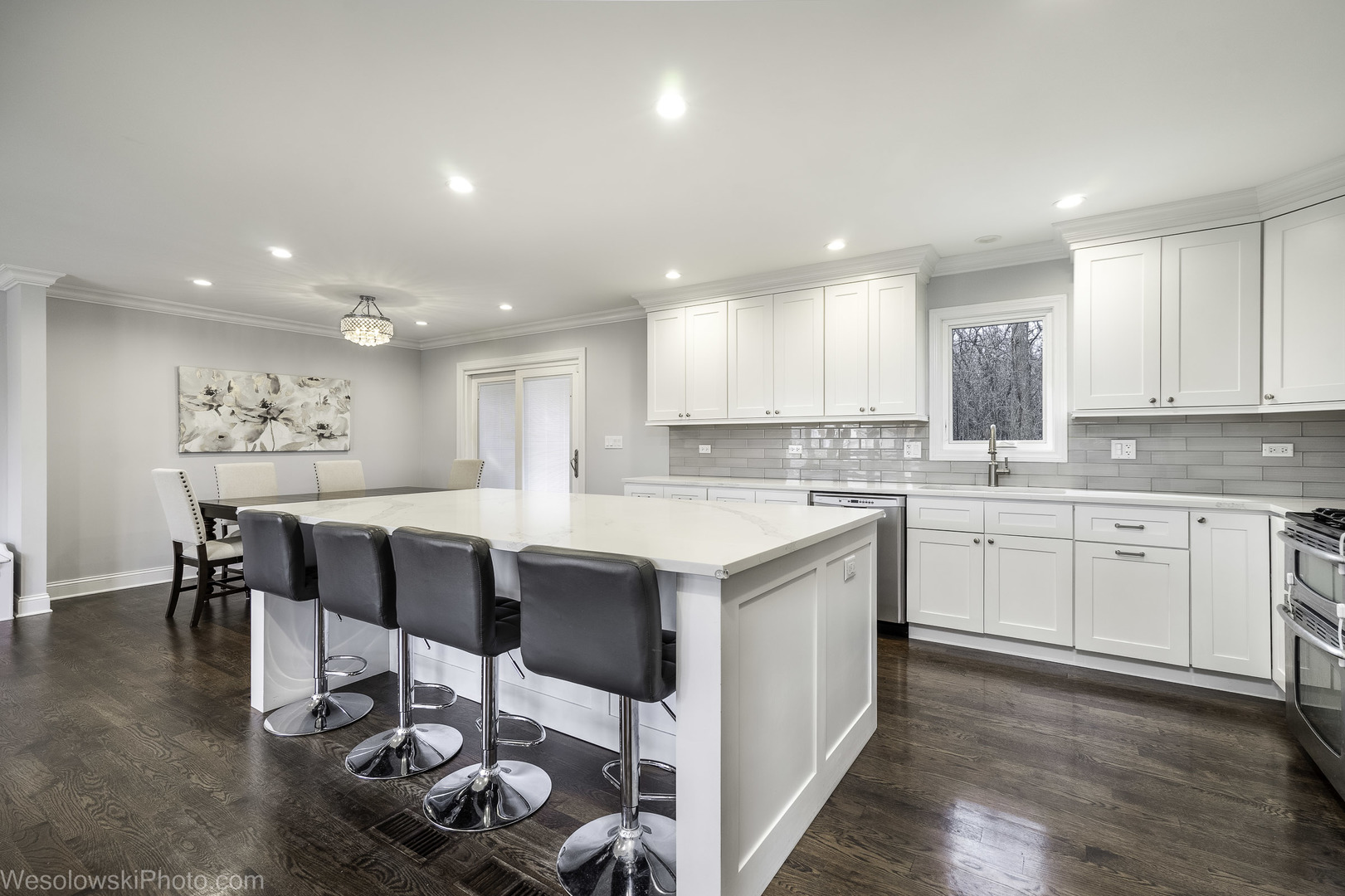 403 Whipple Lane, Westmont, IL 60559