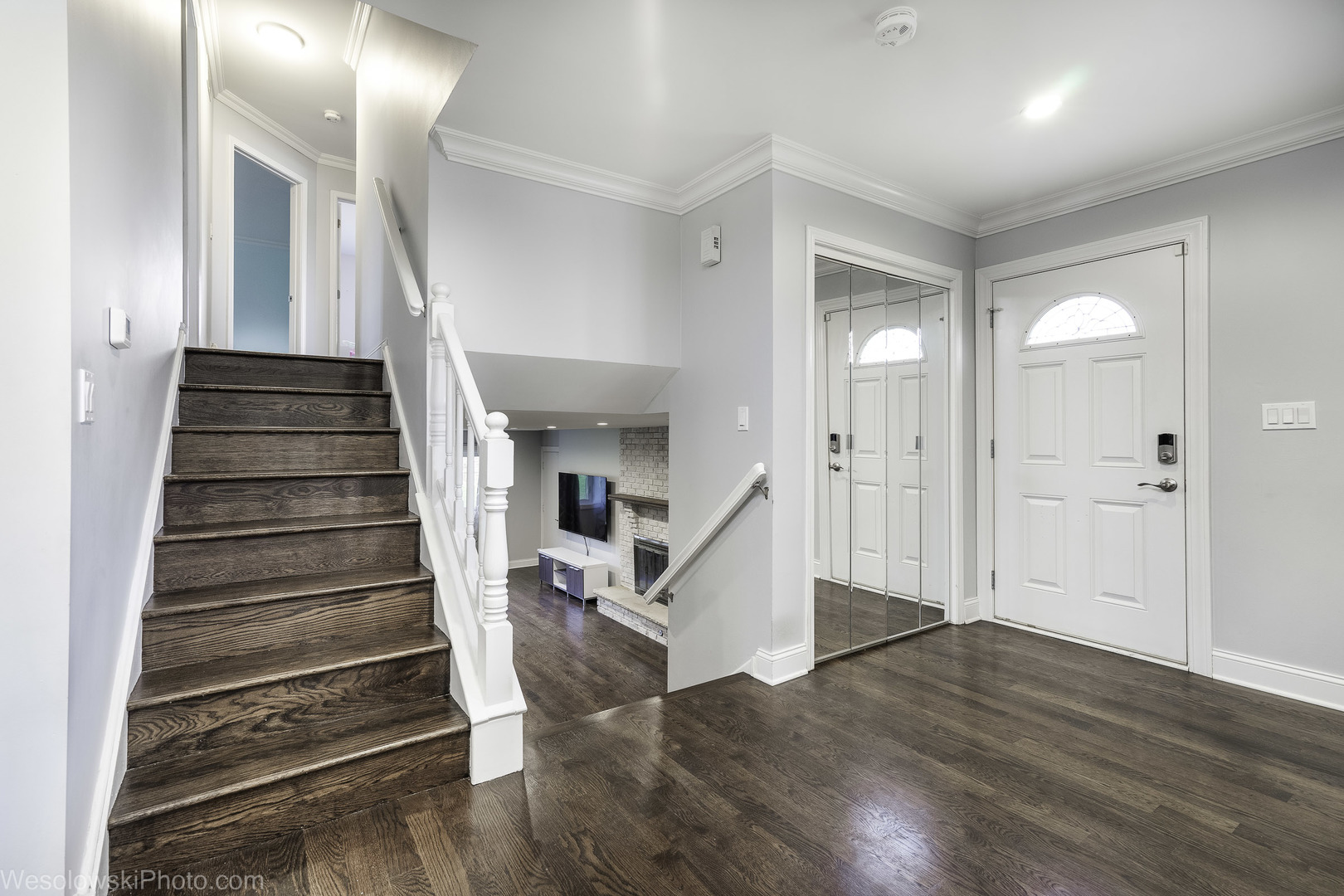 403 Whipple Lane, Westmont, IL 60559