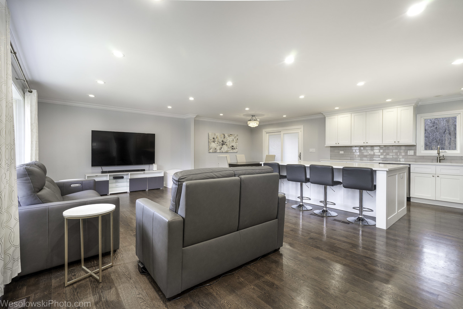 403 Whipple Lane, Westmont, IL 60559