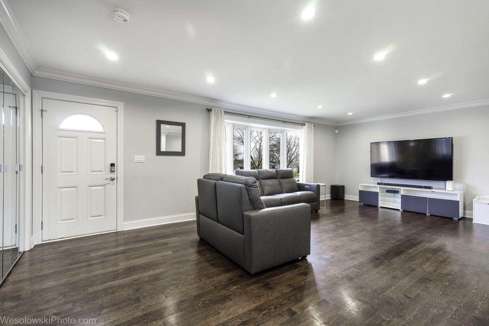 403 Whipple Lane, Westmont, IL 60559