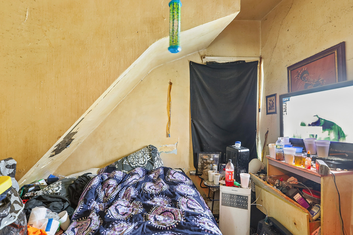 7127 S Artesian Avenue, Chicago, IL 60629