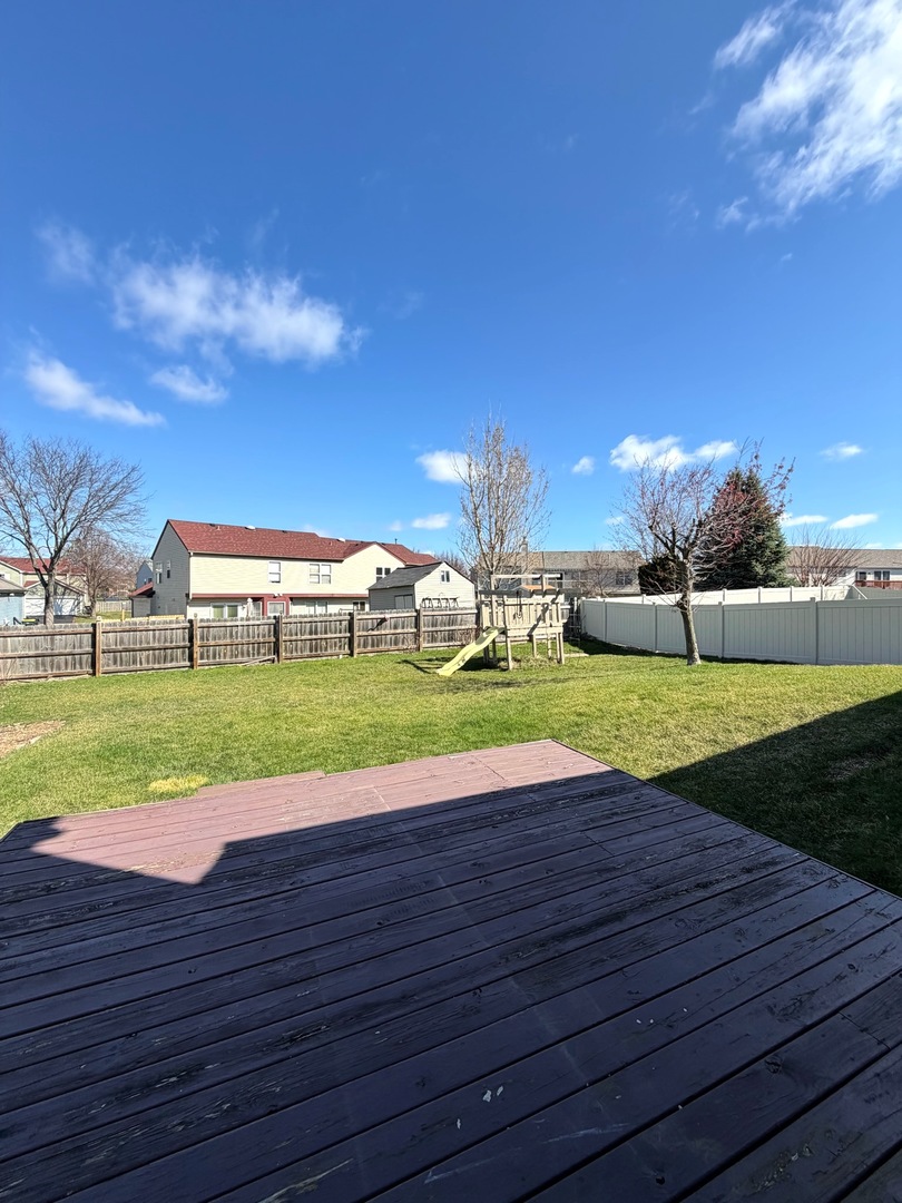 169 Pebble Creek Trail, Carol Stream, IL 60188