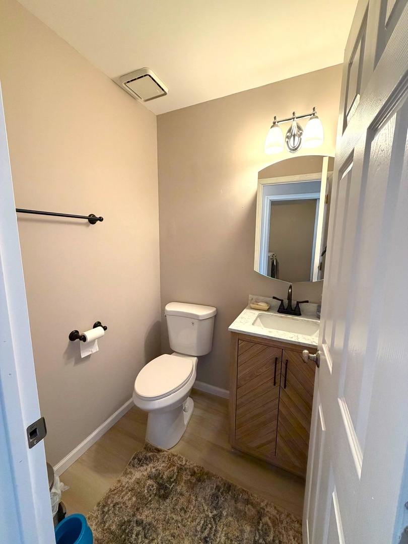 169 Pebble Creek Trail, Carol Stream, IL 60188