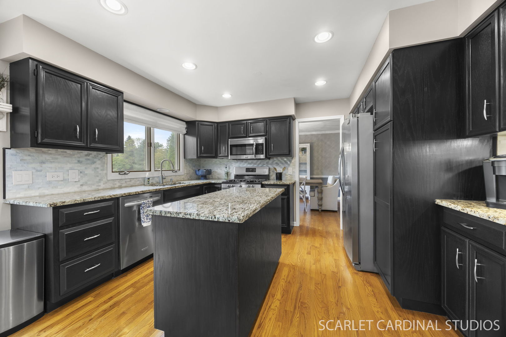 2875 Carriage Way, Aurora, IL 60504