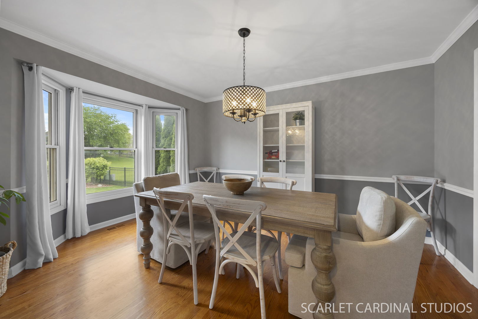 2875 Carriage Way, Aurora, IL 60504