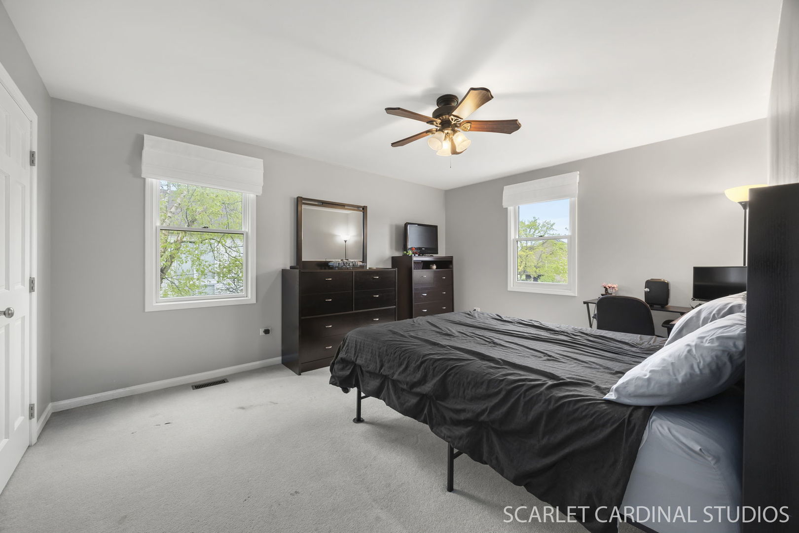 2875 Carriage Way, Aurora, IL 60504