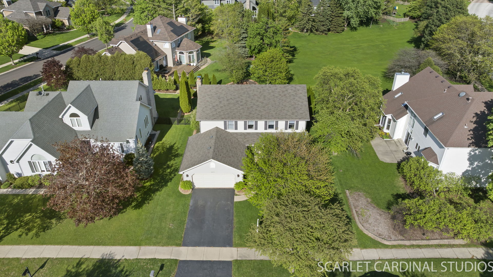 2875 Carriage Way, Aurora, IL 60504