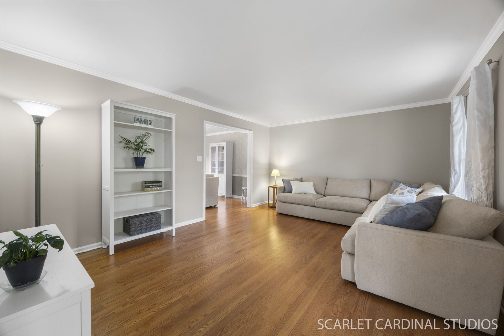 2875 Carriage Way, Aurora, IL 60504