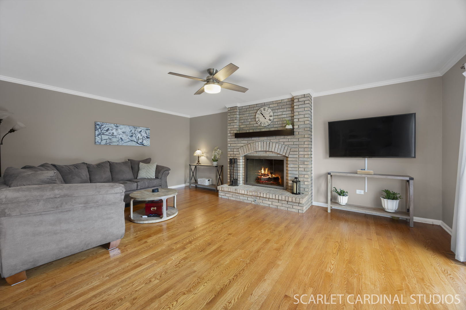 2875 Carriage Way, Aurora, IL 60504