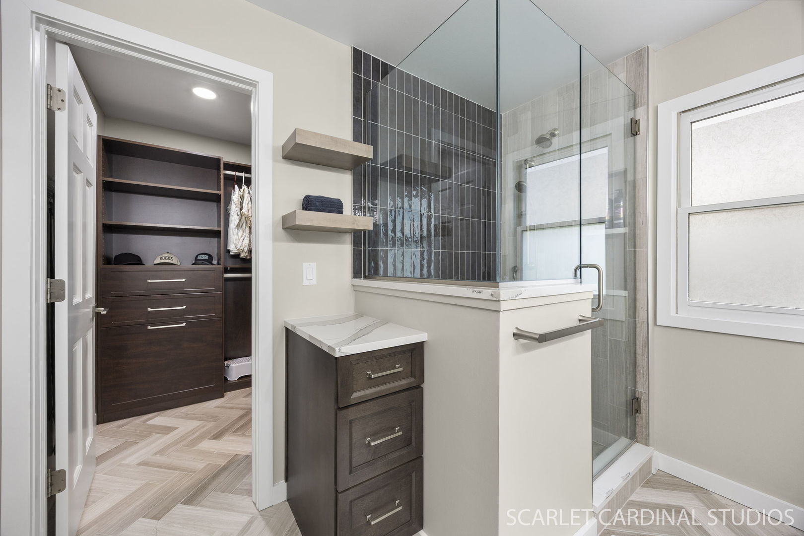 2875 Carriage Way, Aurora, IL 60504