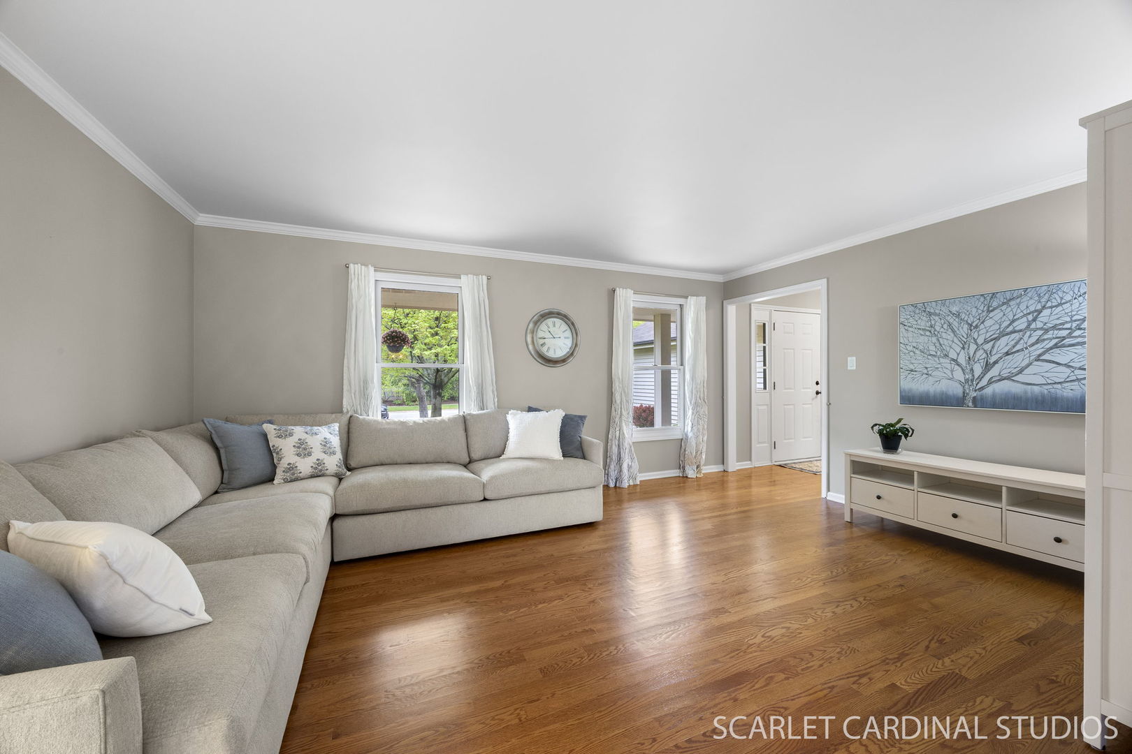 2875 Carriage Way, Aurora, IL 60504