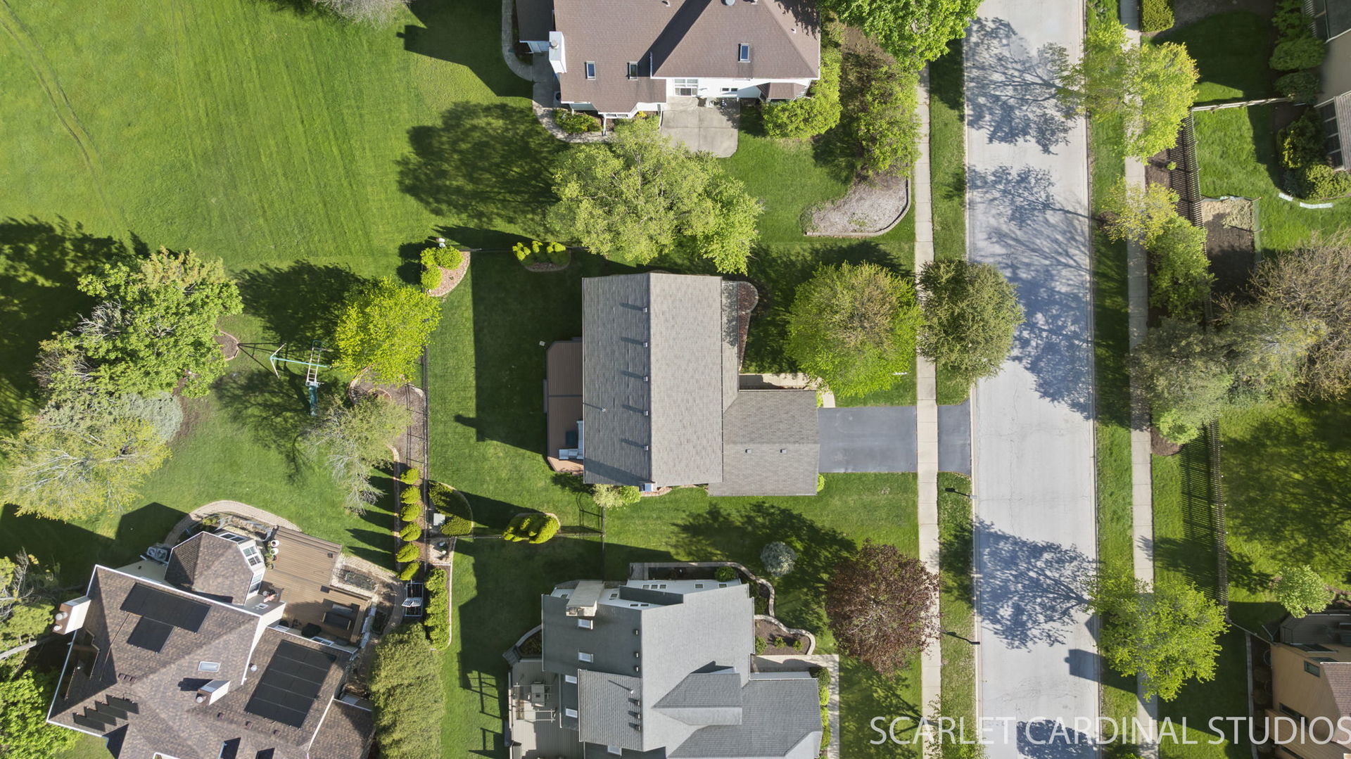 2875 Carriage Way, Aurora, IL 60504