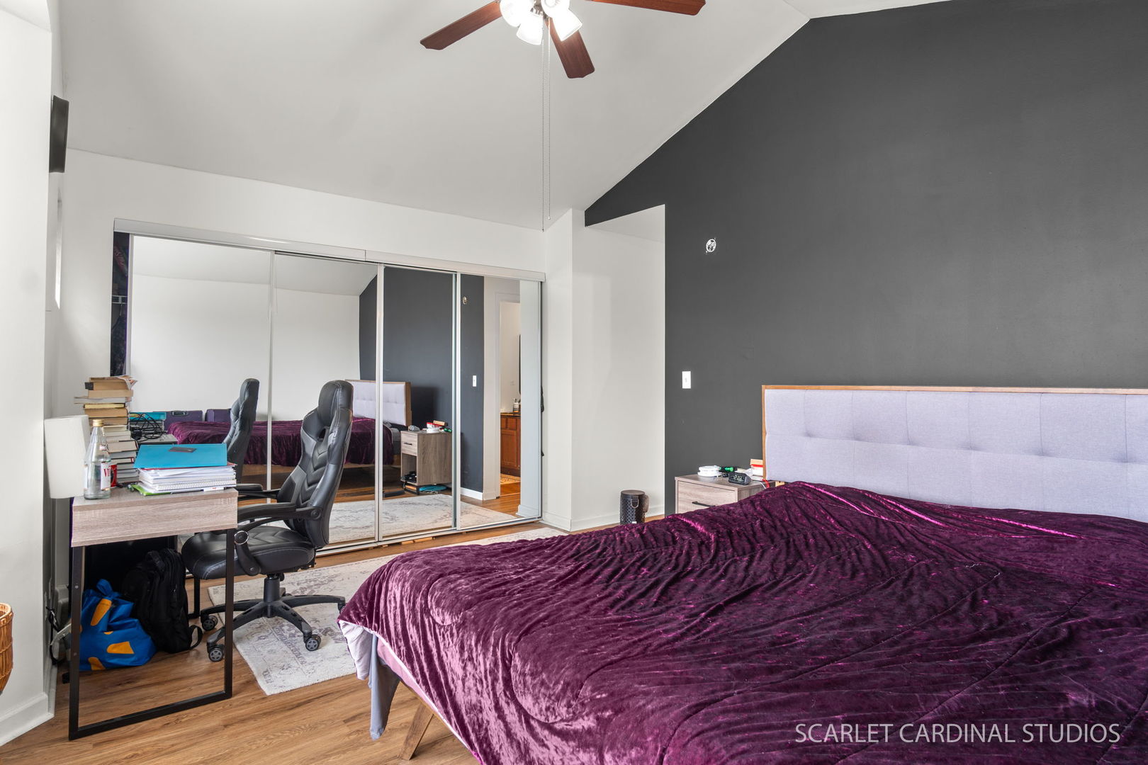 111 Hidden Creek Lane, North Aurora, IL 60542