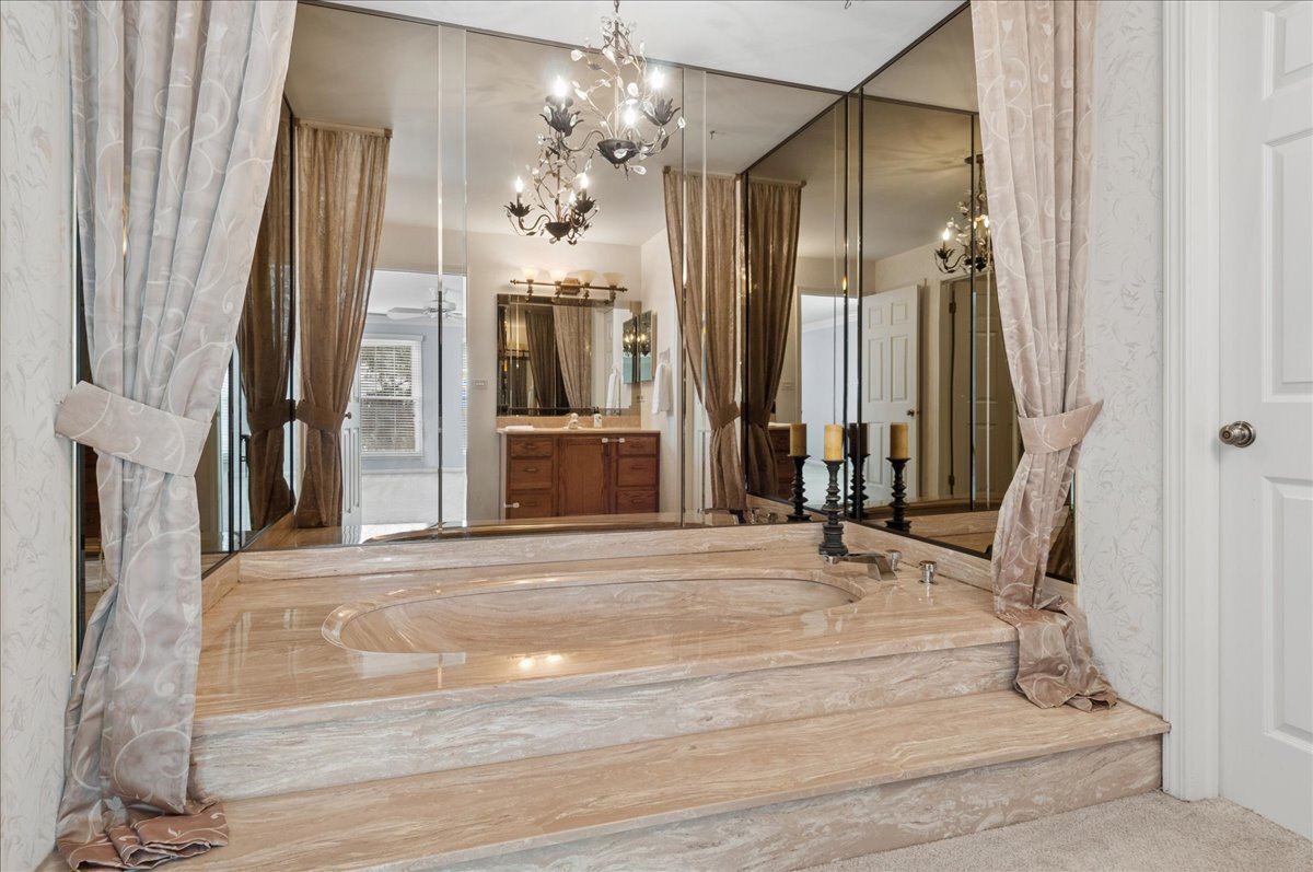 Naperville, IL 60563