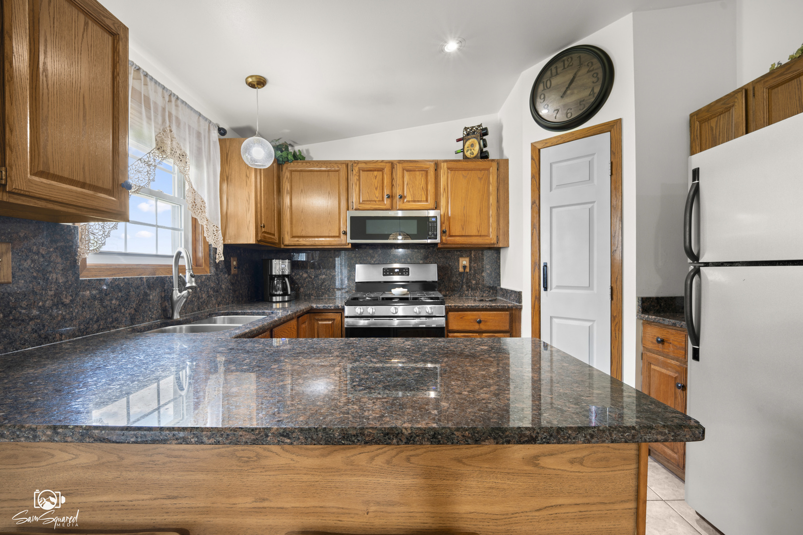 27057 S Woodlawn Avenue, Crete, IL 60417