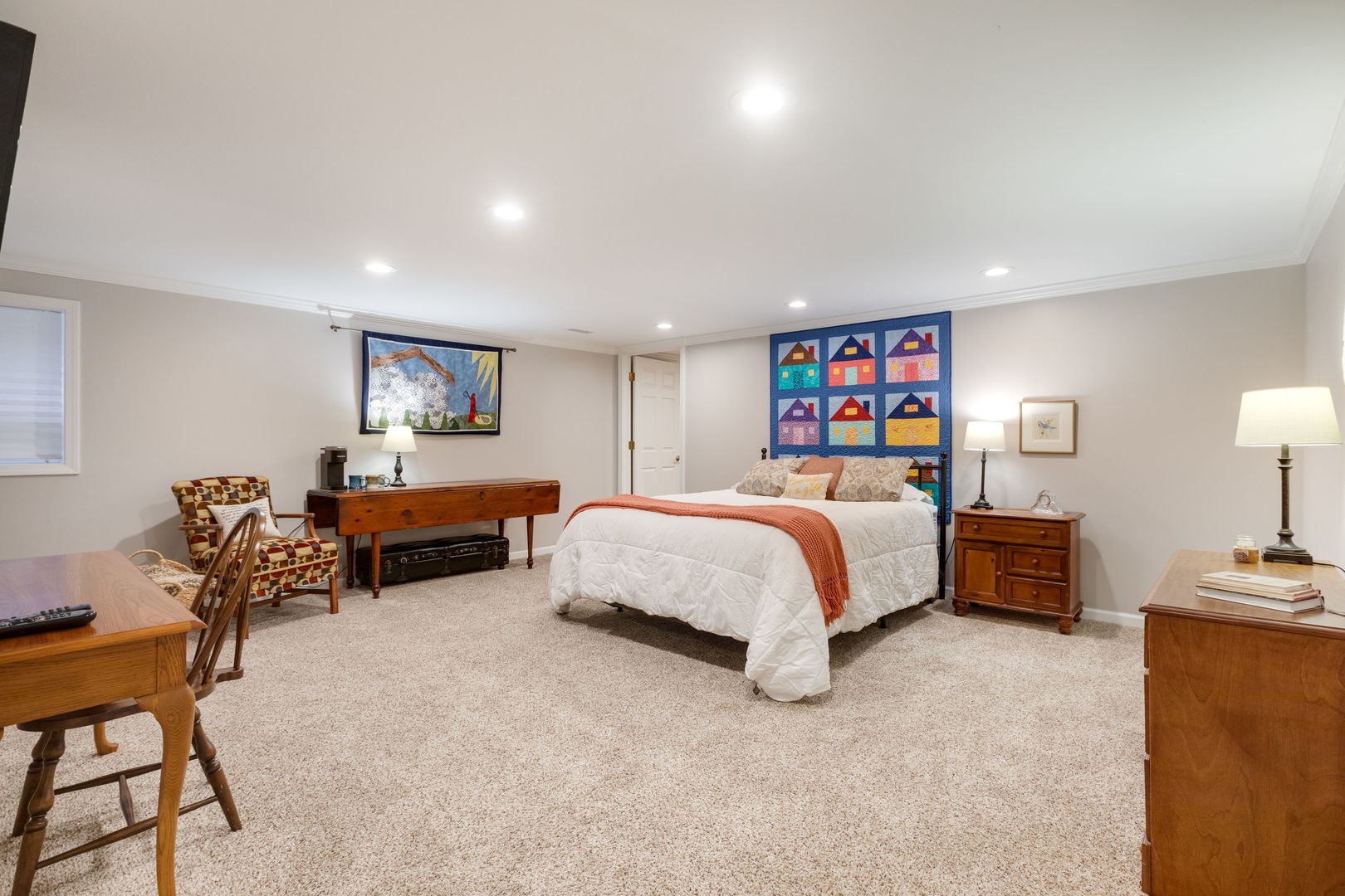 933 Wheaton Oaks Drive, Wheaton, IL 60187