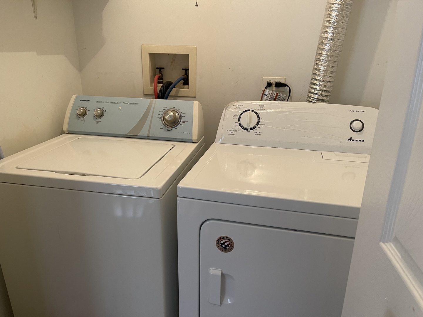 2872 CEDAR GLADE Drive, Naperville, IL 60564