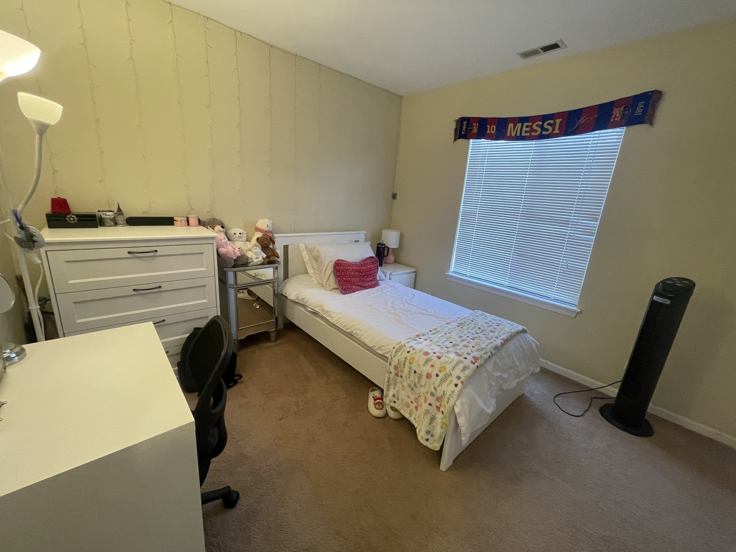 2872 CEDAR GLADE Drive, Naperville, IL 60564