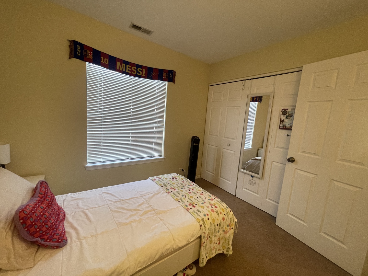 2872 CEDAR GLADE Drive, Naperville, IL 60564