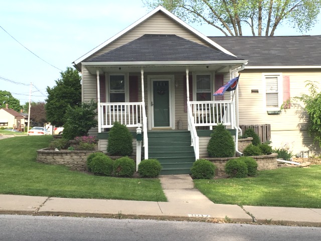 1017 PULASKI Street, Peru, IL 61354