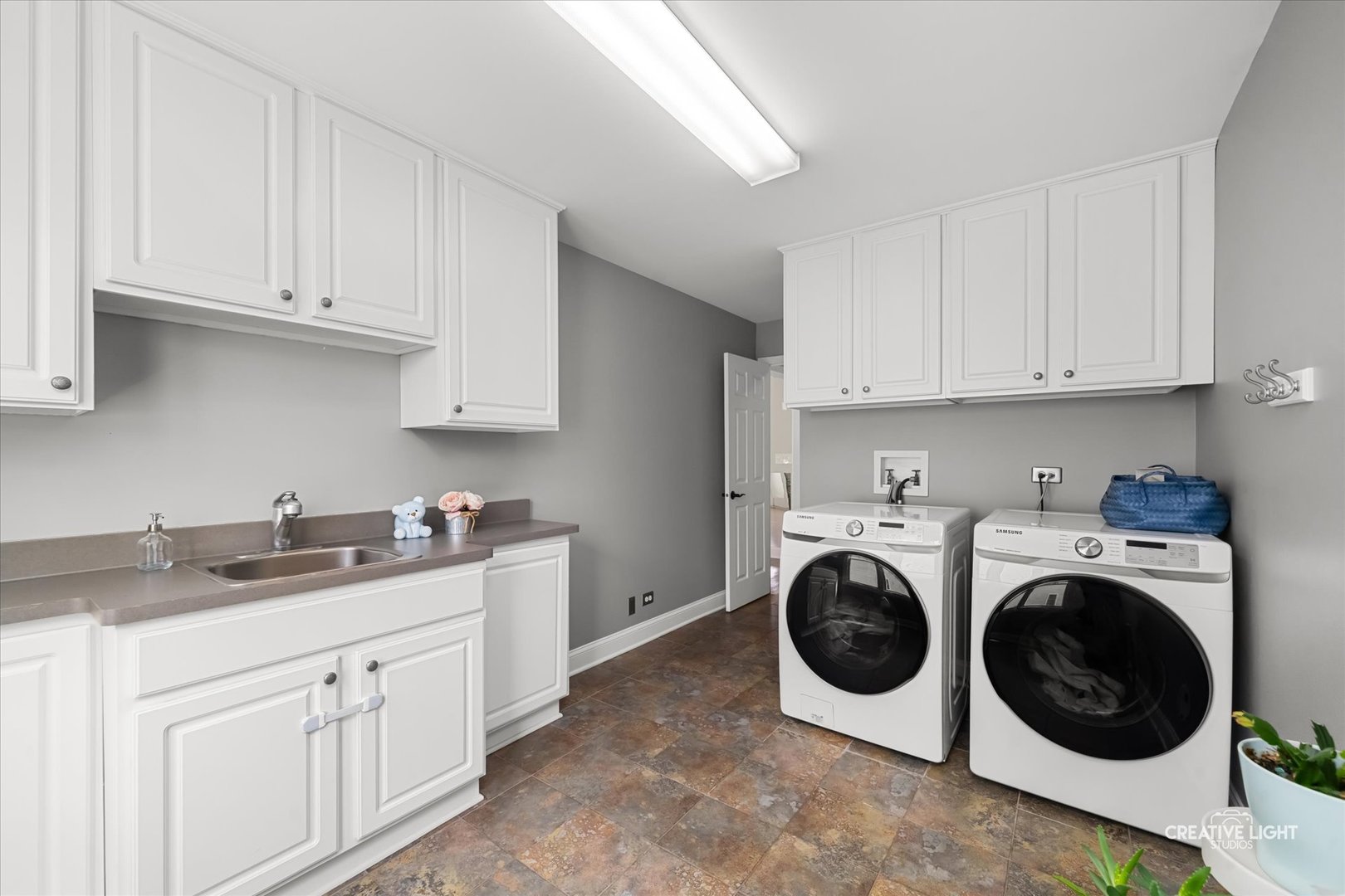 4515 Barr Creek Lane, Naperville, IL 60564