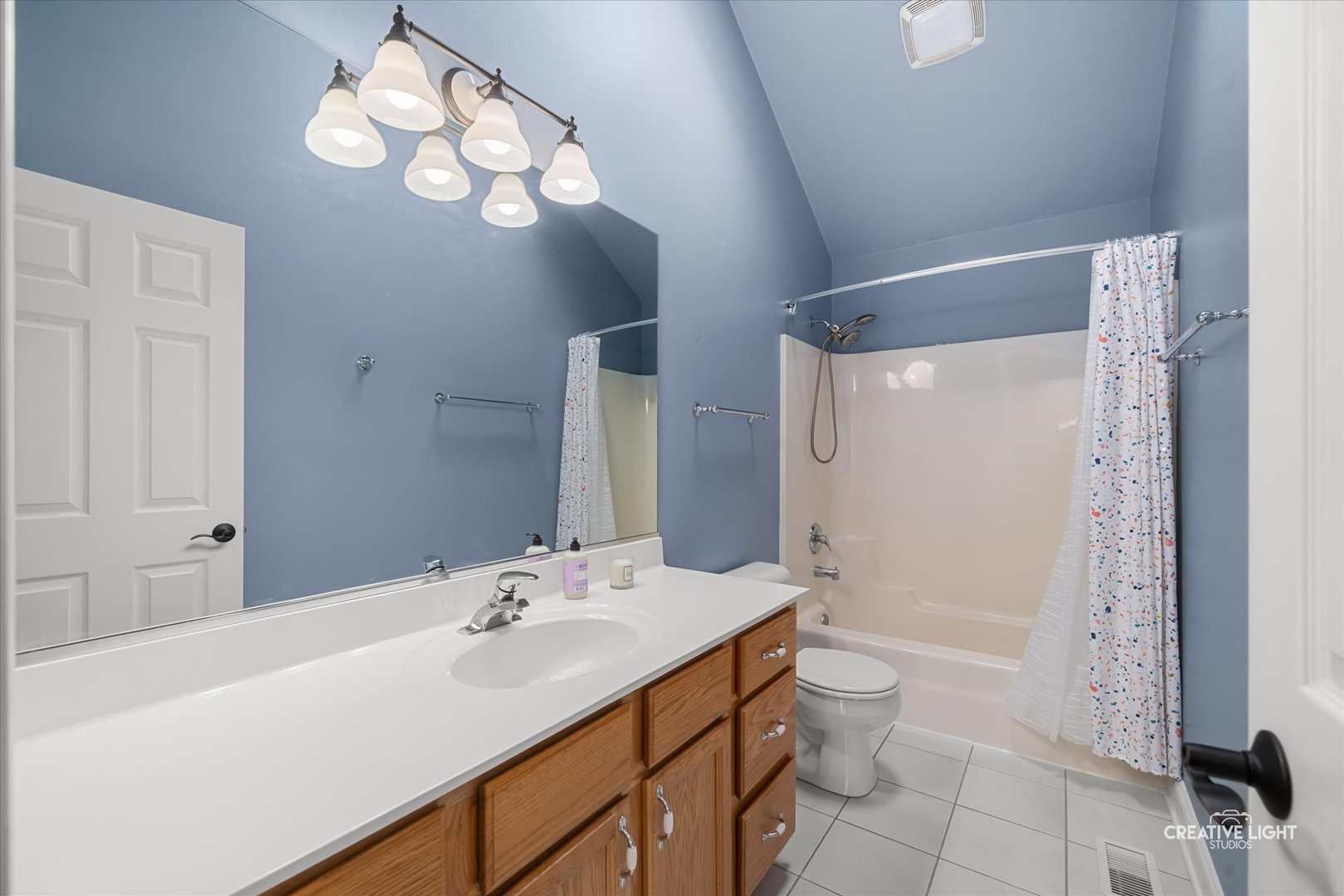 4515 Barr Creek Lane, Naperville, IL 60564