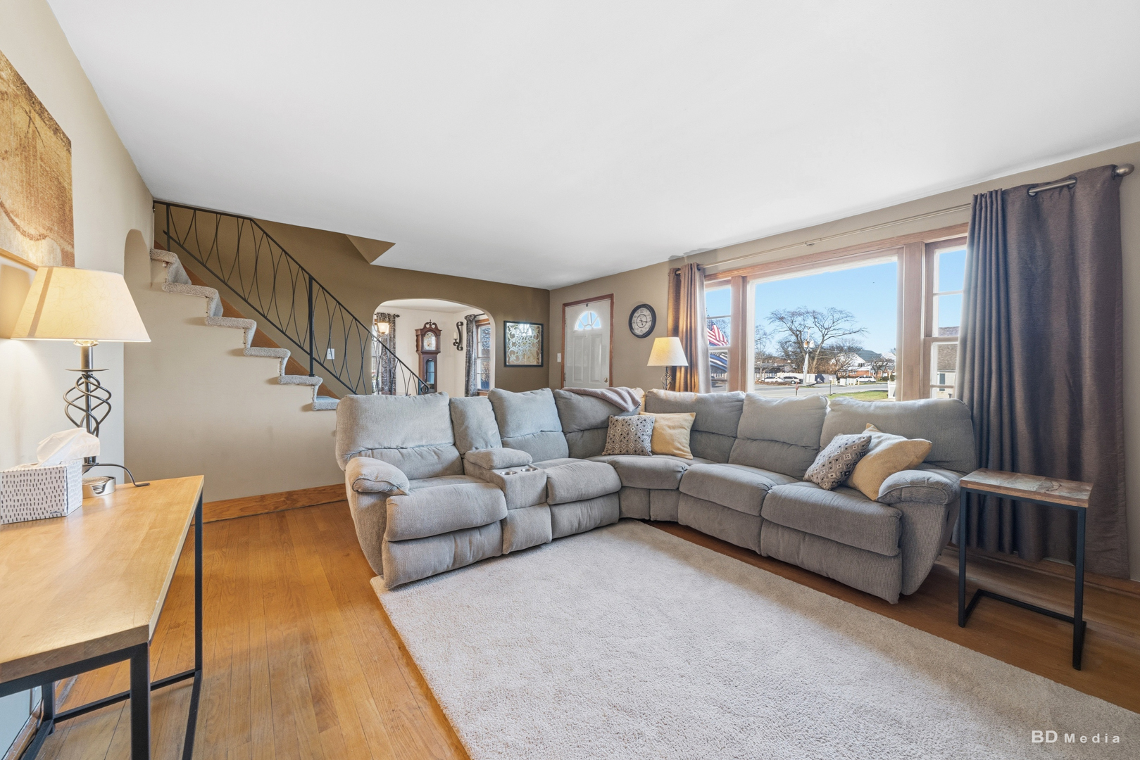 10500 S 80th Court, Palos Hills, IL 60465