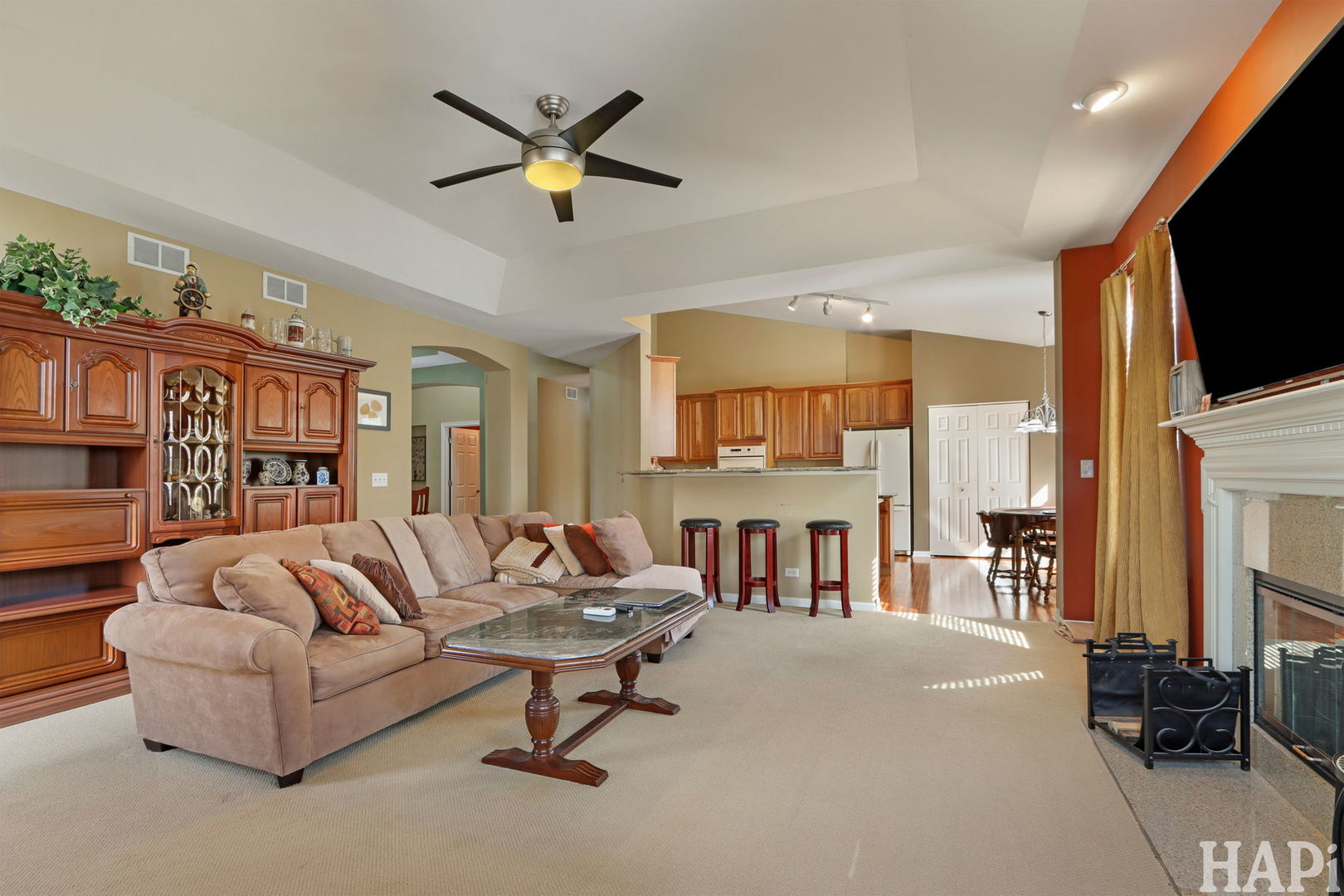 9490 Diana Lane, Huntley, IL 60142