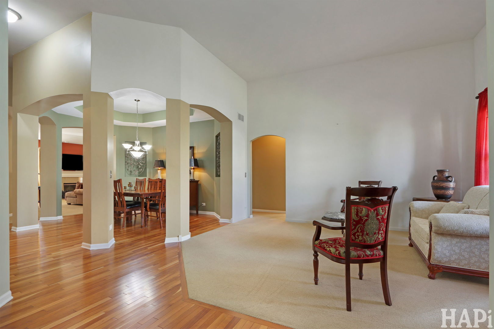 9490 Diana Lane, Huntley, IL 60142