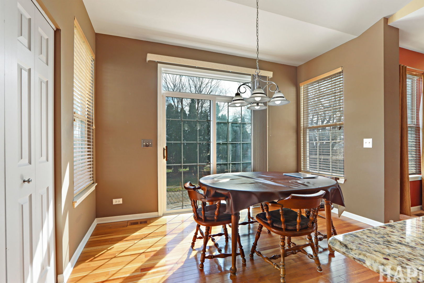 9490 Diana Lane, Huntley, IL 60142