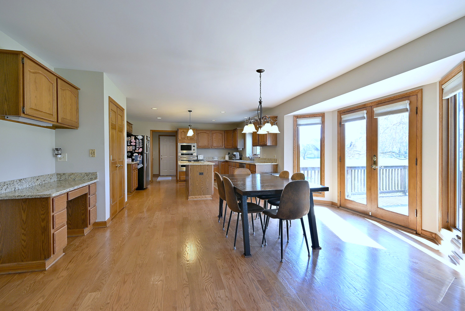 5681 River Park Drive, Libertyville, IL 60048