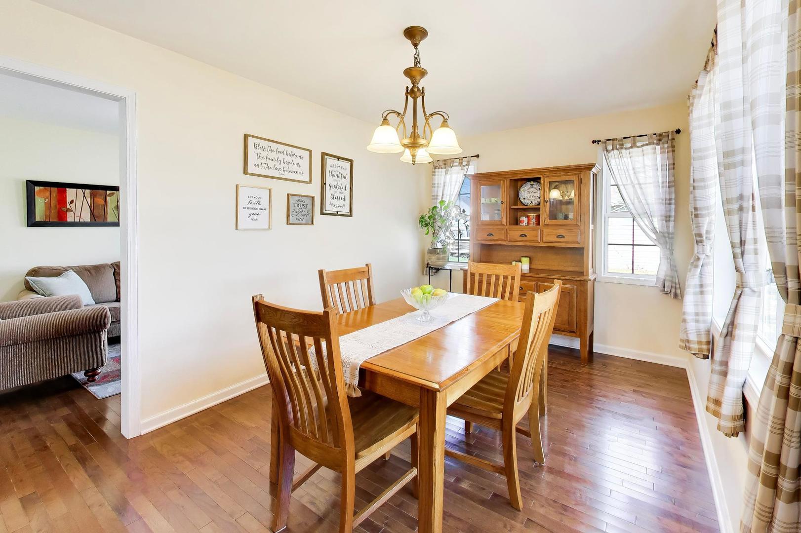 8324 44th Place, Lyons, IL 60534