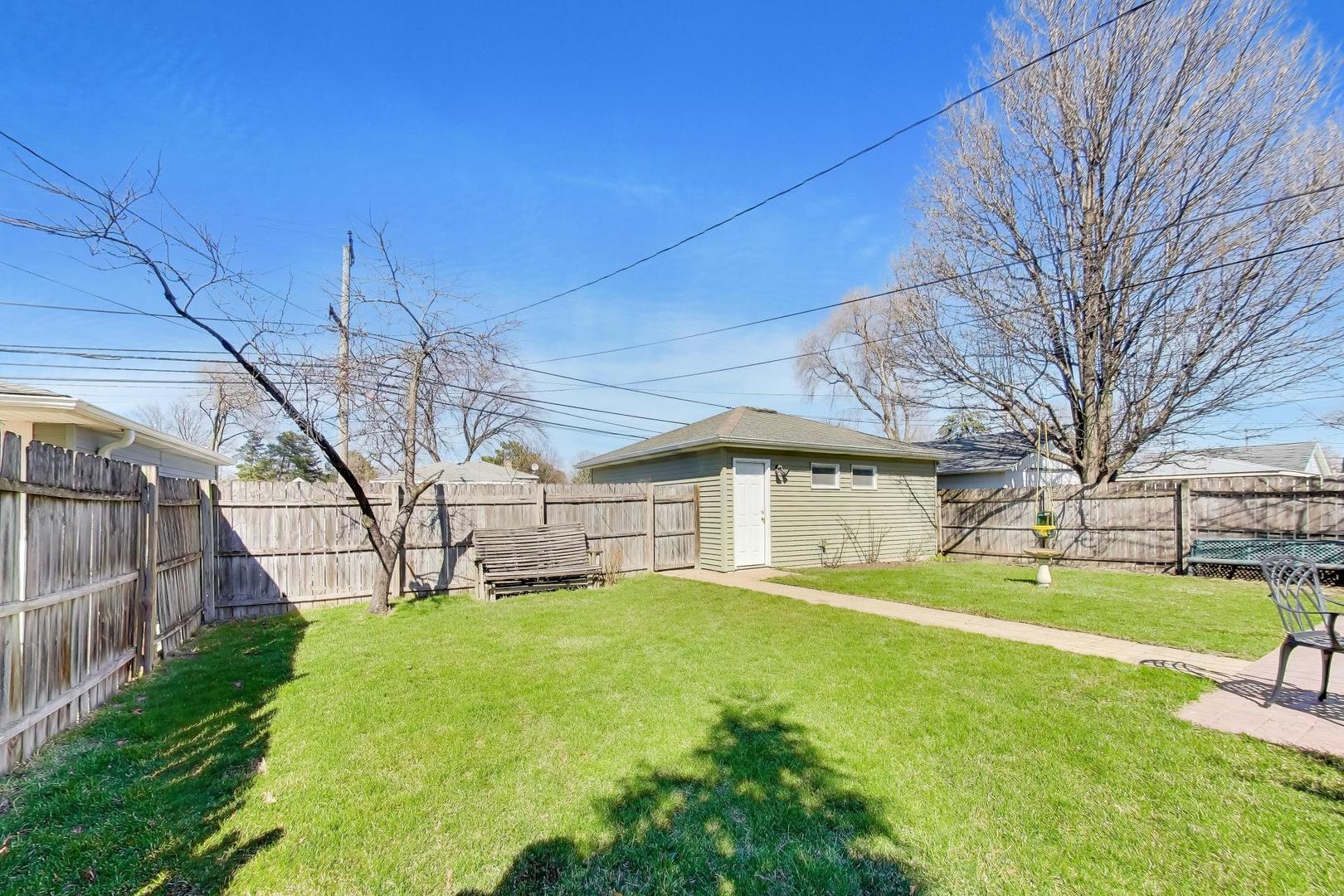 8324 44th Place, Lyons, IL 60534