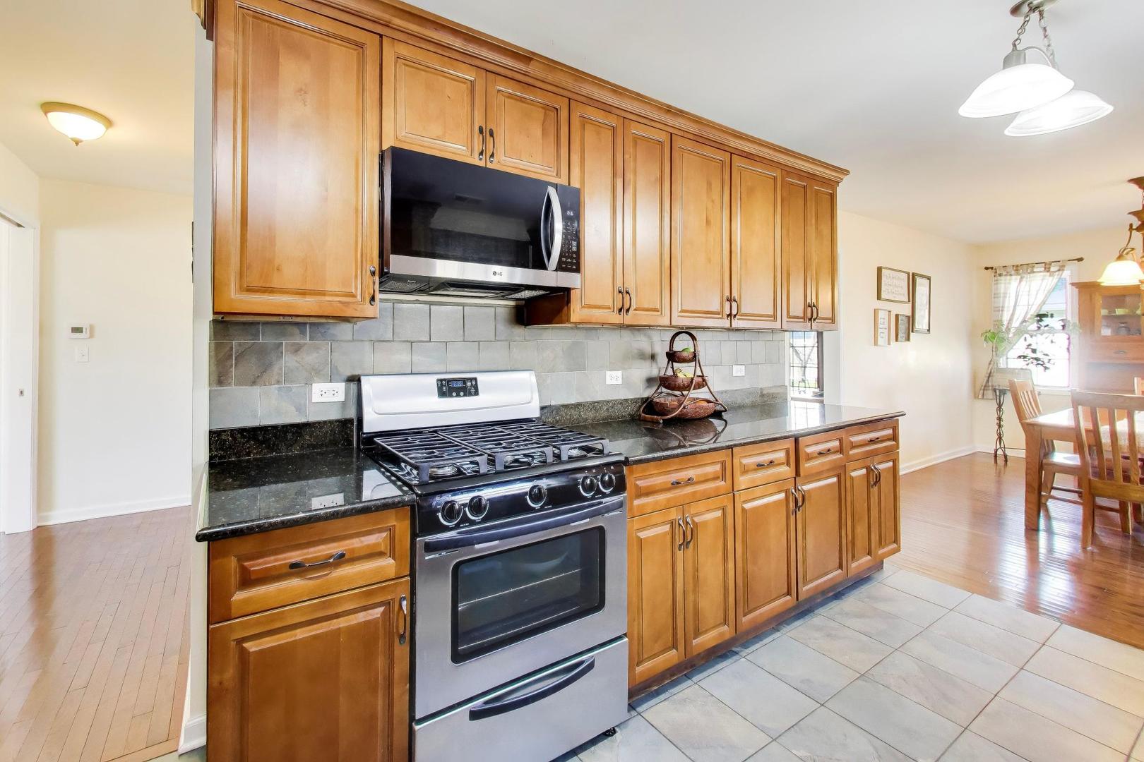 8324 44th Place, Lyons, IL 60534