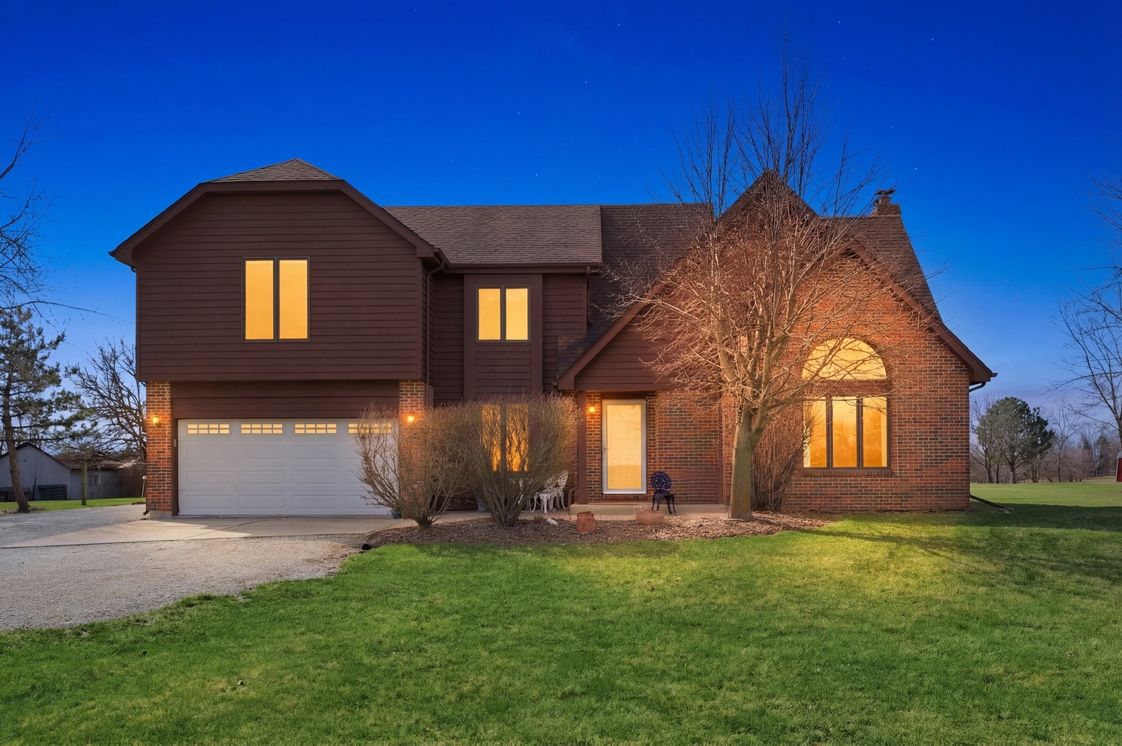 11825 W Pauling Road, Manhattan, IL 60442