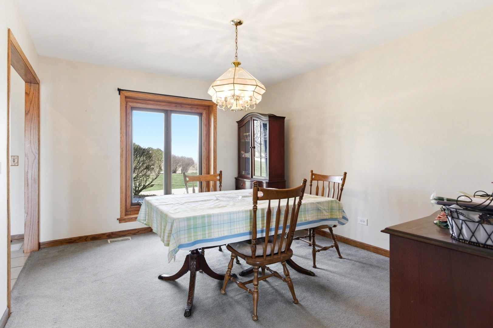 11825 W Pauling Road, Manhattan, IL 60442